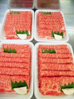北海道A3牝 和牛肩ロース(すき焼き) 2kg (71)