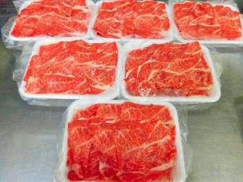 北海道A3牝 和牛肩ロース切り落し(中とろ)3kg (69)