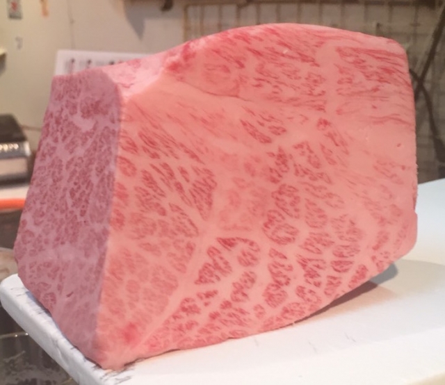 【特選 赤身 牛肉】黒毛和牛A5ランク 大判 切落しセット約800g (400g×2)